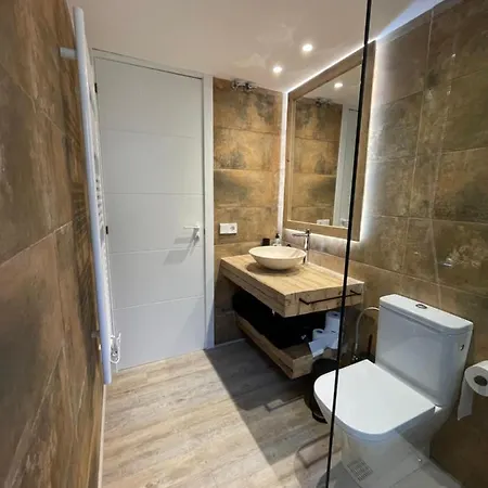 דירה Modern In The Heart Of Old Town