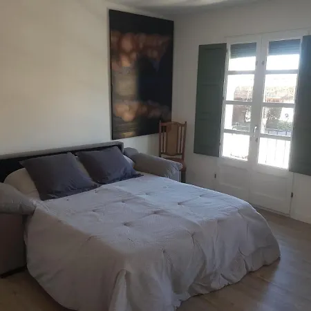 Modern In The Heart Of Old Town